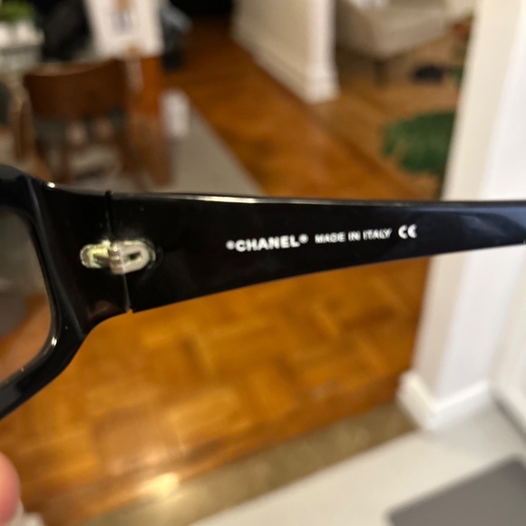 CHANEL Vintage Sunglasses 5064-B Black c 501/13 size 61-17 125 made in Italy - Picture 5 of 8